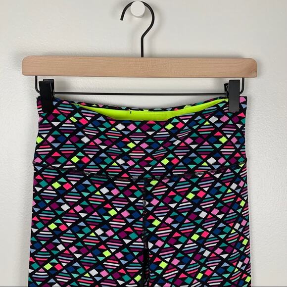 Victoria’s Secret Sport Geometric Neon Leggings - Picture 2 of 10